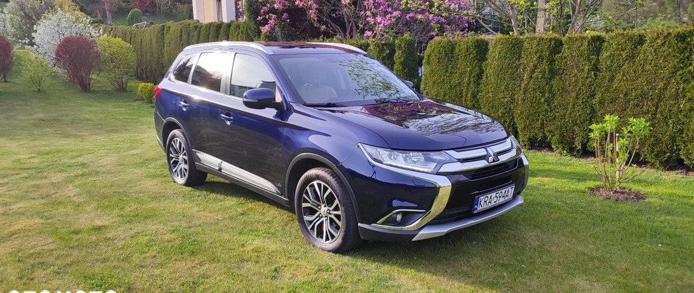 Mitsubishi Outlander cena 89000 przebieg: 116000, rok produkcji 2018 z Prószków małe 172